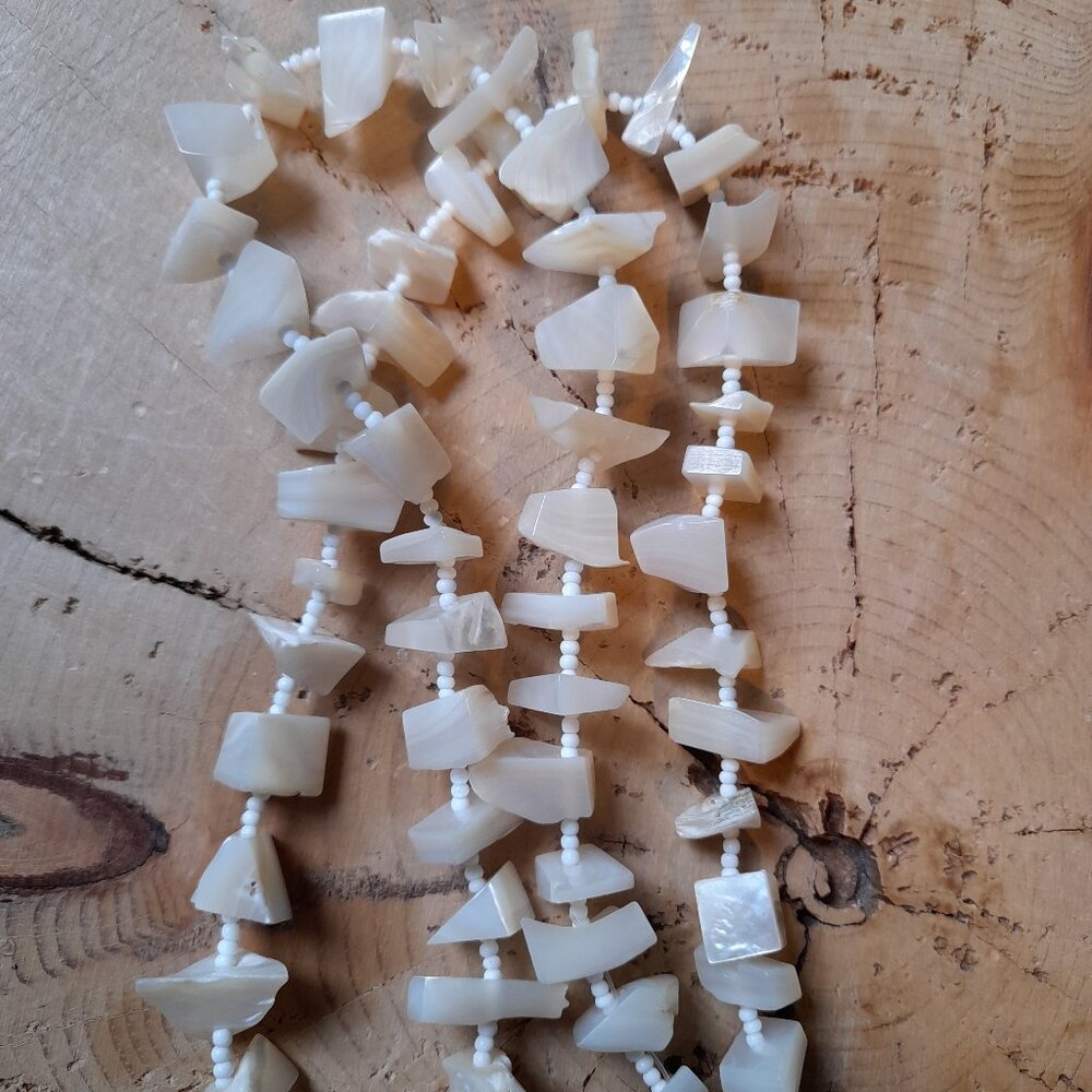 Chunky Shell Nugget Necklace Thick Tropical Beaded White Mother of Pearl